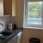 Zwei-raum Fuer Max. 4 Personen * Magdeburg